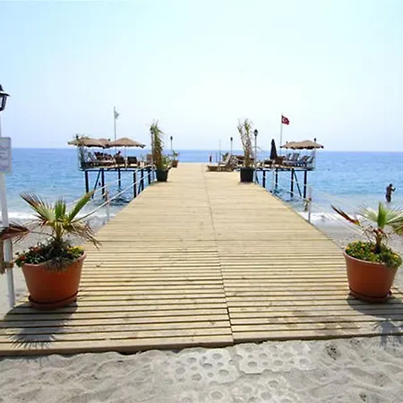 ホテル Kirbiyik - Alanya